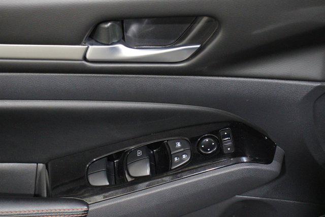 2025 Nissan Altima SR FWD