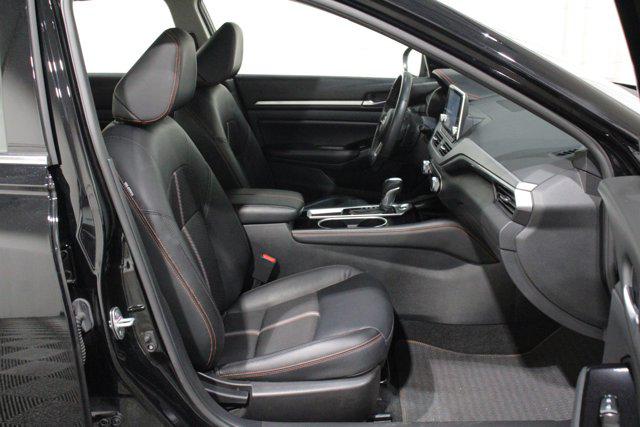 2025 Nissan Altima SR FWD