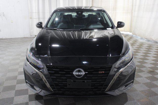 2025 Nissan Altima SR FWD