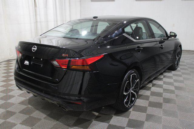 2025 Nissan Altima SR FWD