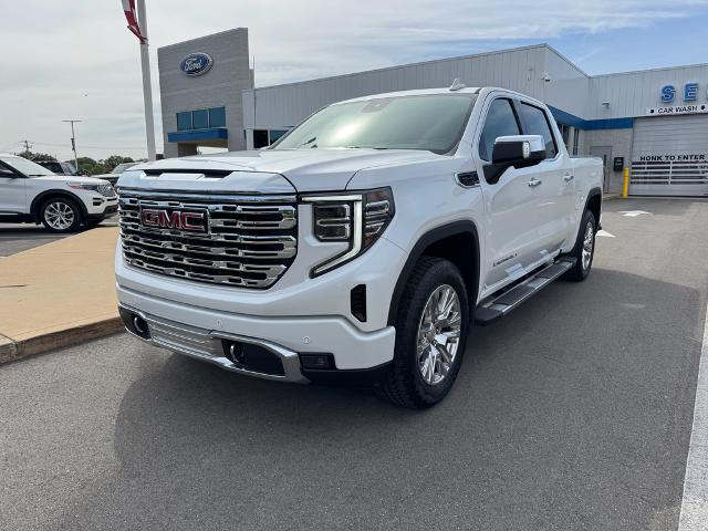 2022 GMC Sierra 1500 4WD Crew Cab Short Box Denali