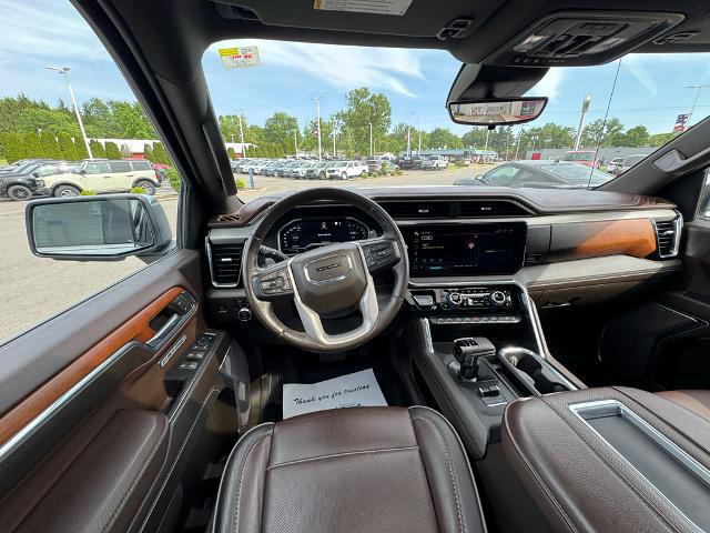 2022 GMC Sierra 1500 4WD Crew Cab Short Box Denali