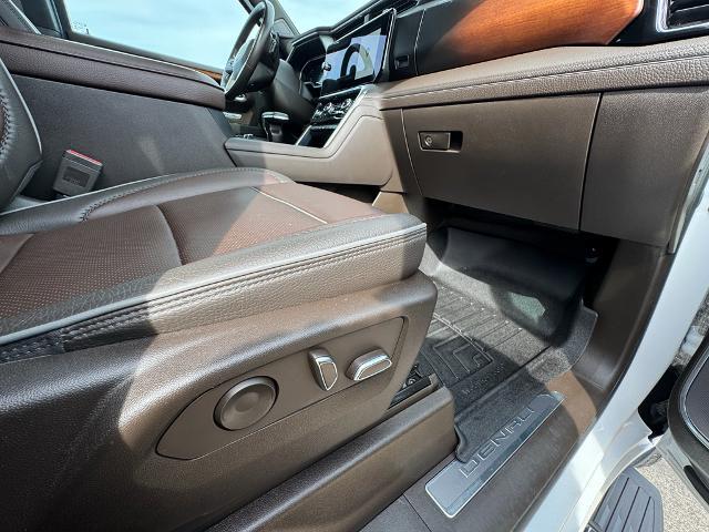 2022 GMC Sierra 1500 4WD Crew Cab Short Box Denali