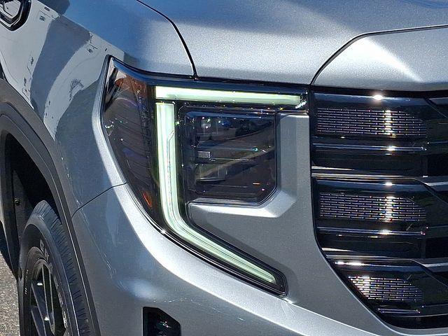 2024 GMC Sierra 1500 4WD Crew Cab Short Box Elevation with 3VL