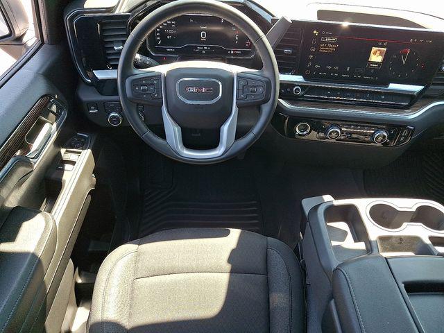 2024 GMC Sierra 1500 4WD Crew Cab Short Box Elevation with 3VL