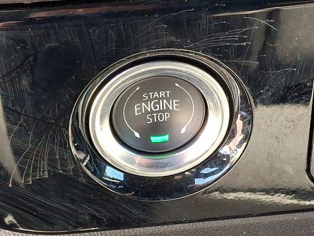 2024 GMC Sierra 1500 4WD Crew Cab Short Box Elevation with 3VL