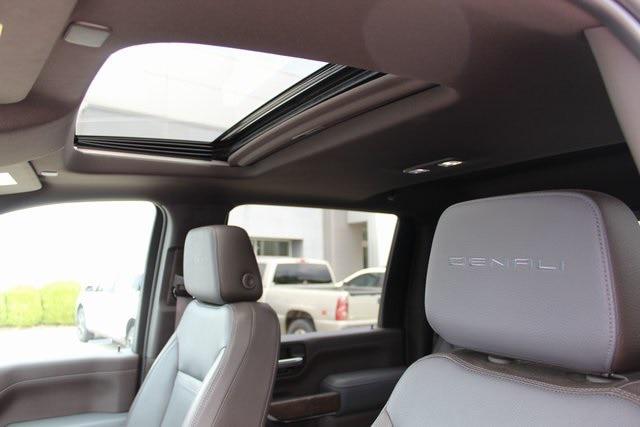 2023 GMC Sierra 3500HD 4WD Crew Cab Long Bed Denali