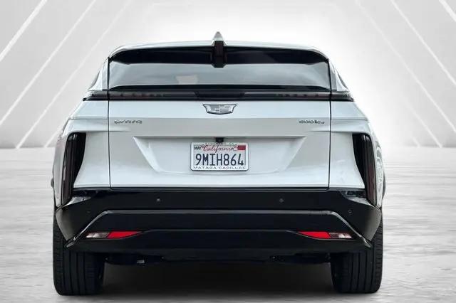 2024 Cadillac iQ Sport w/1SF