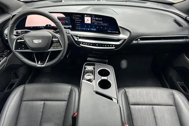 2024 Cadillac iQ Sport w/1SF