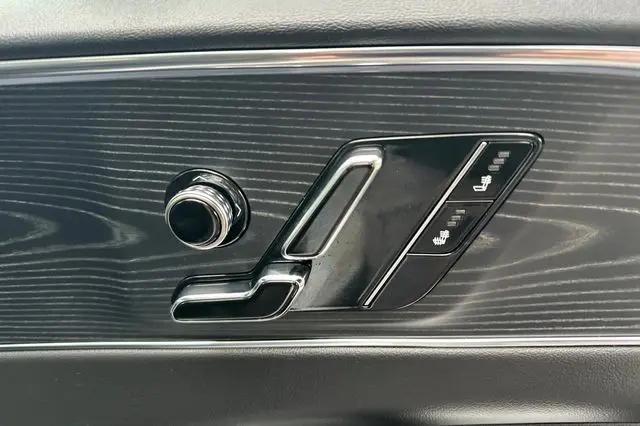 2024 Cadillac iQ Sport w/1SF