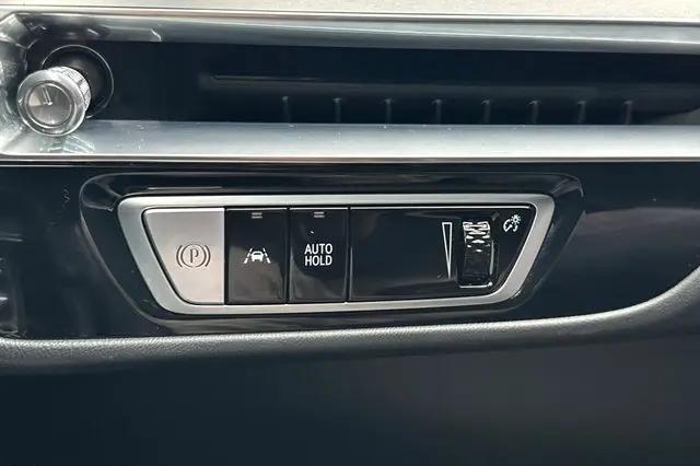 2024 Cadillac iQ Sport w/1SF