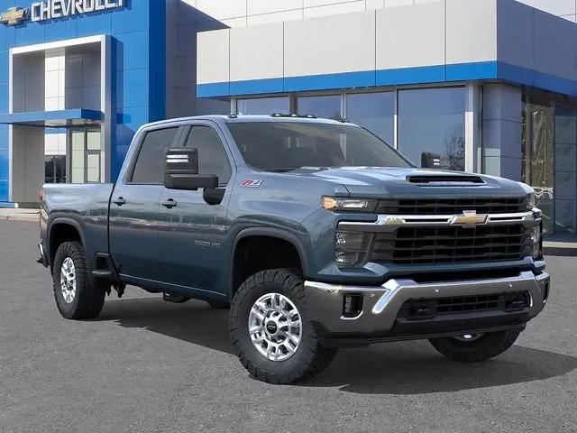 2026 Chevrolet Silverado 2500HD Crew Cab, Standard Bed, LT, 4WD