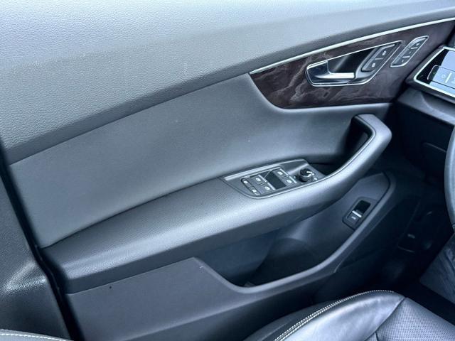 2021 Audi Q8 Prestige 55 TFSI quattro Tiptronic