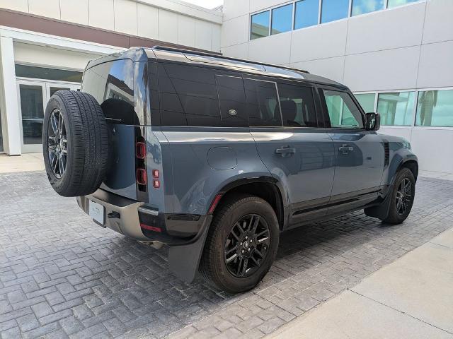 2024 Land Rover Defender 110 P400 X-Dynamic SE