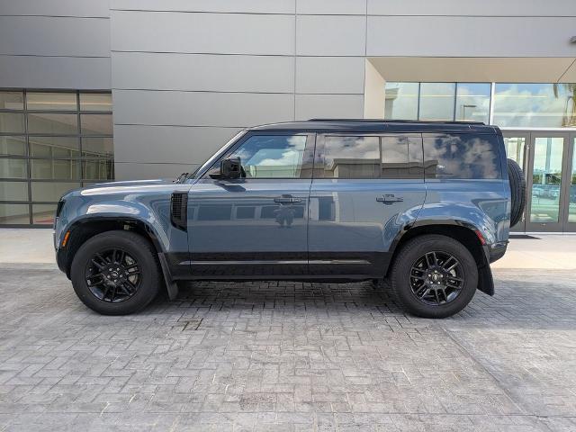2024 Land Rover Defender 110 P400 X-Dynamic SE