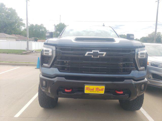 2025 Chevrolet Silverado 2500HD 4WD Crew Cab Standard Bed LTZ