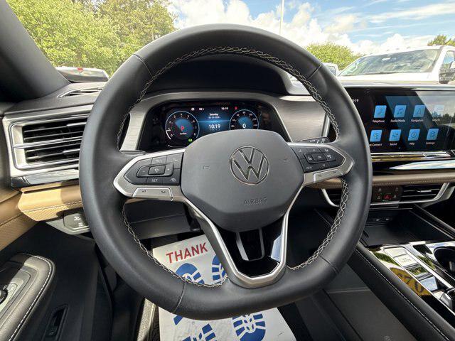 2025 Volkswagen Atlas Cross Sport 2.0T SE w/Technology