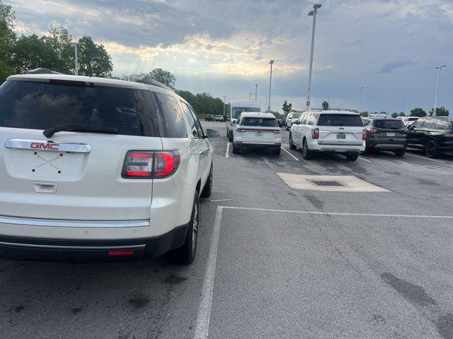 2015 GMC Acadia SLT-1