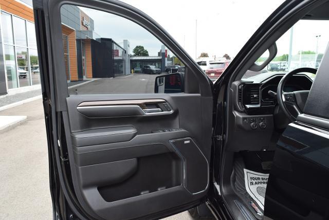 2024 Chevrolet Silverado 1500 4WD Crew Cab Short Bed RST