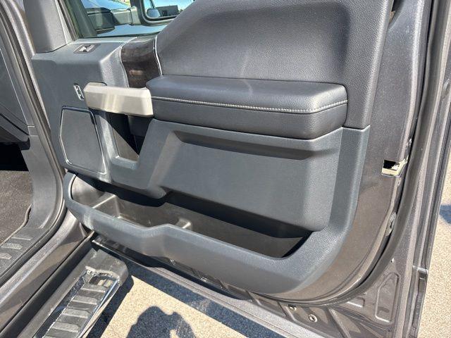 2022 Ford F-350 LARIAT