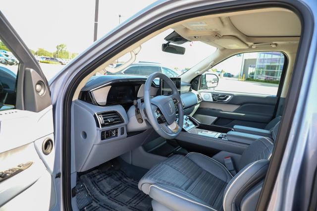 2024 Lincoln Navigator Black Label
