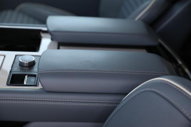 2024 Lincoln Navigator Black Label