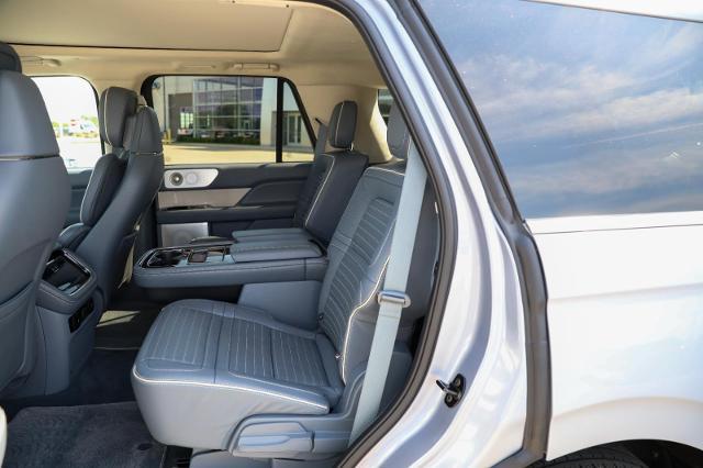 2024 Lincoln Navigator Black Label