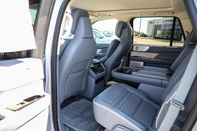 2024 Lincoln Navigator Black Label