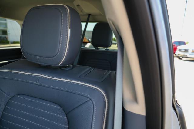 2024 Lincoln Navigator Black Label