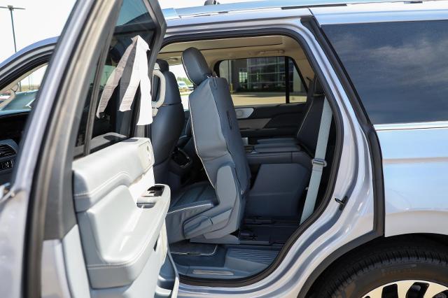2024 Lincoln Navigator Black Label