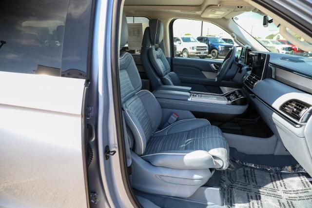 2024 Lincoln Navigator Black Label