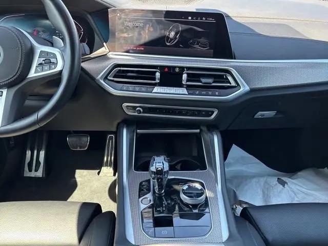 2022 BMW X6 xDrive40i