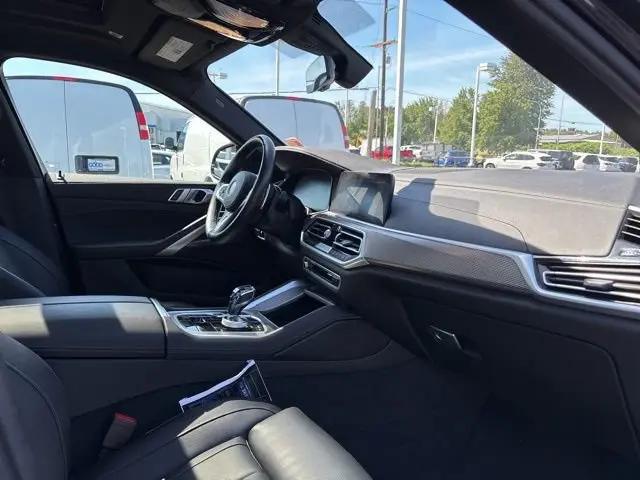 2022 BMW X6 xDrive40i