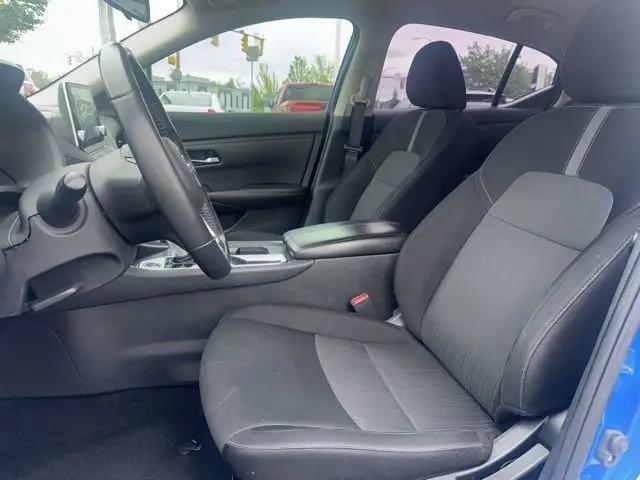 2022 Nissan Sentra SV Xtronic CVT