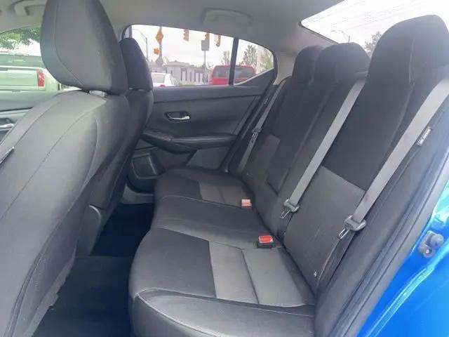 2022 Nissan Sentra SV Xtronic CVT