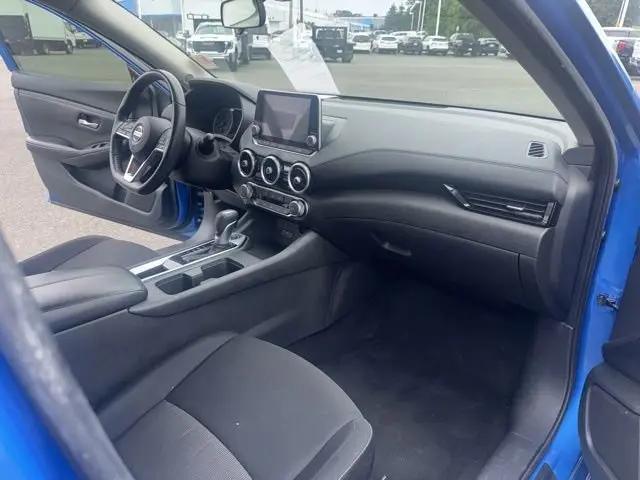 2022 Nissan Sentra SV Xtronic CVT