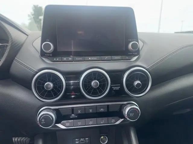 2022 Nissan Sentra SV Xtronic CVT