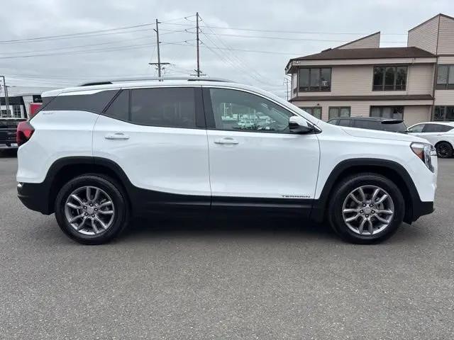 2024 GMC Terrain AWD SLT