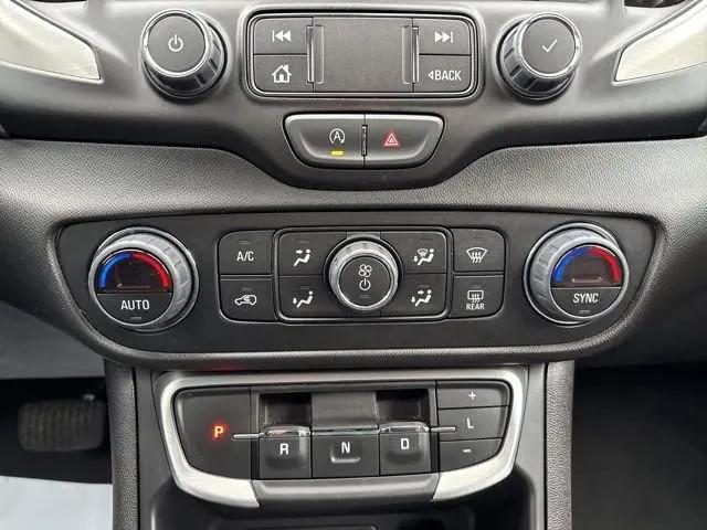 2024 GMC Terrain AWD SLT
