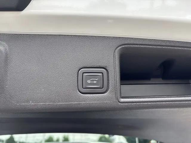 2024 GMC Terrain AWD SLT