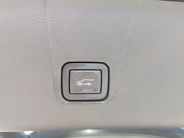 2023 Chevrolet Traverse FWD LT Cloth