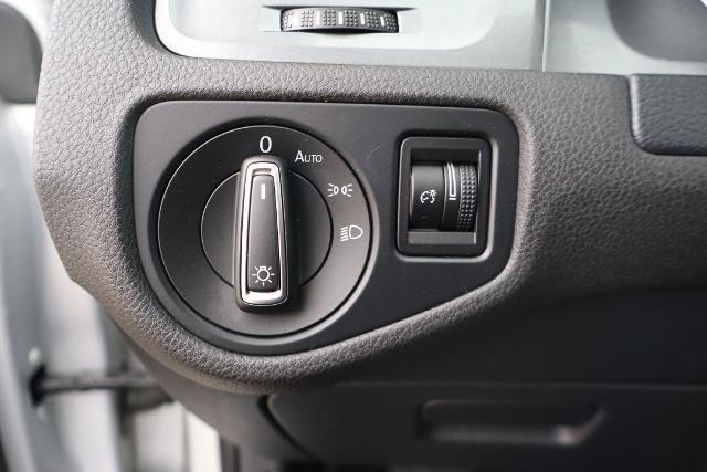 2015 Volkswagen e-Golf SEL Premium