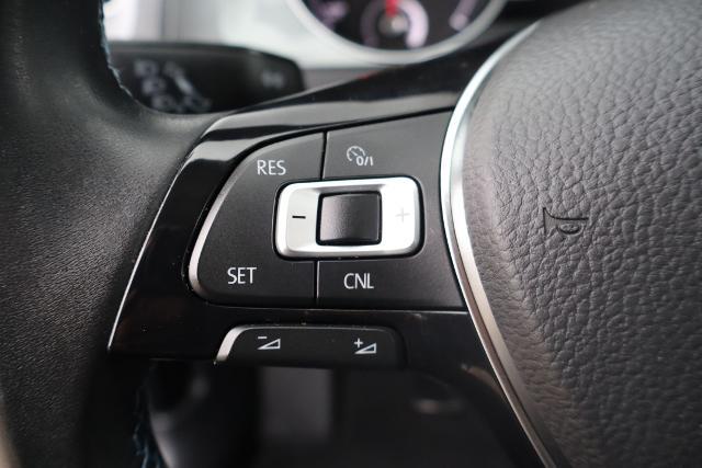 2015 Volkswagen e-Golf SEL Premium