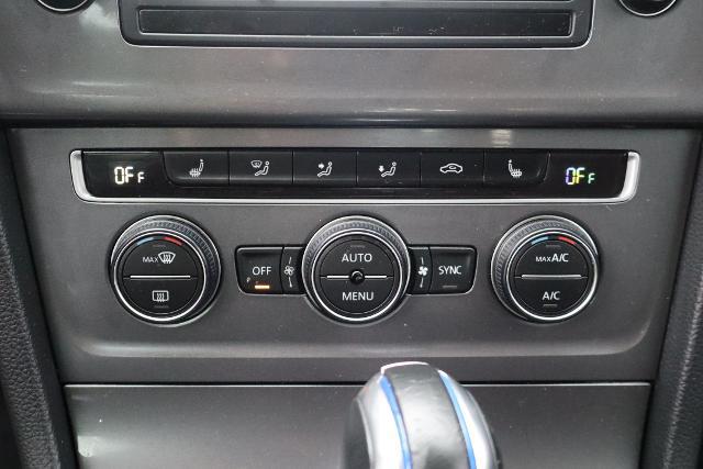 2015 Volkswagen e-Golf SEL Premium