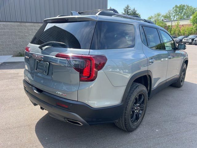2023 GMC Acadia AWD AT4
