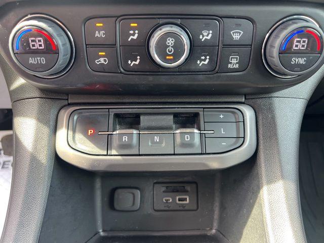 2023 GMC Acadia AWD AT4