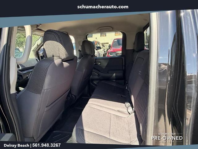 2022 Nissan Frontier Crew Cab SV 4x4