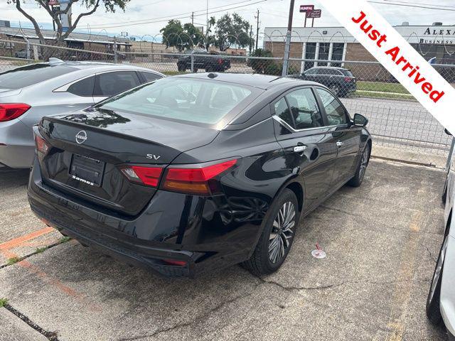 2024 Nissan Altima SV FWD
