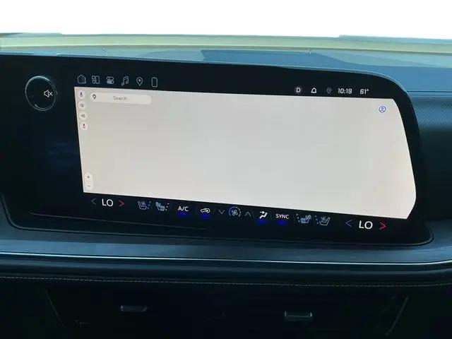 2025 Chevrolet Suburban 4WD Premier