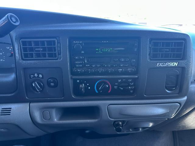 2004 Ford Excursion XLT